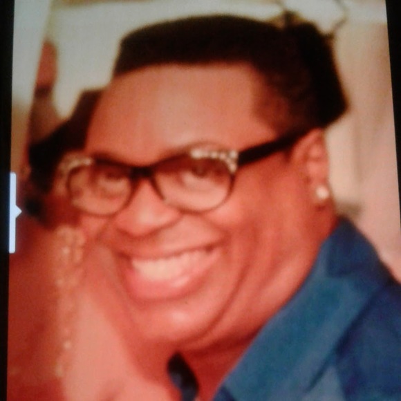 Meet your Posher, Stephen - Picture 1 of 1